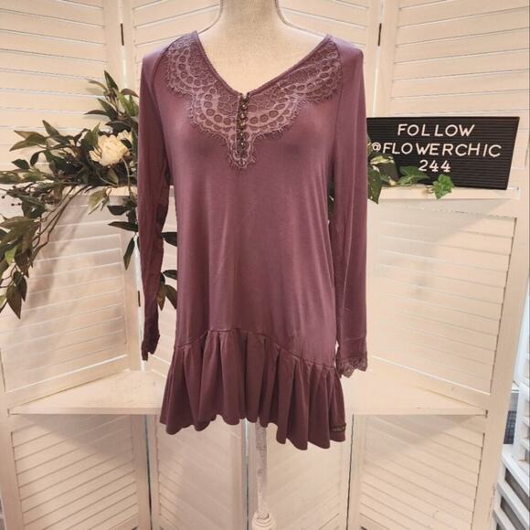 MATILDA JANE SMALL PURPLE LACE PEPLUM TUNIC - Picture 2 of 7